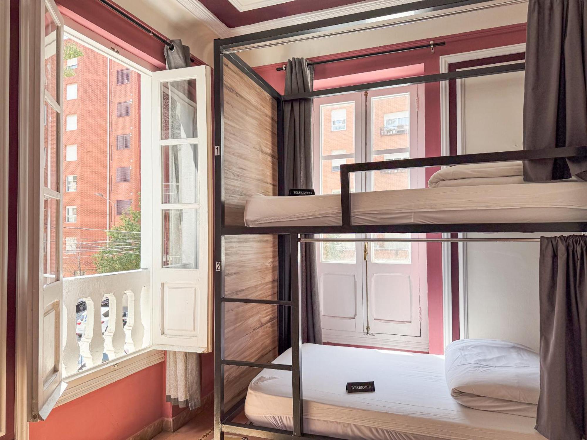 The Venue Hostel Boutique - Valencia — Photos 3